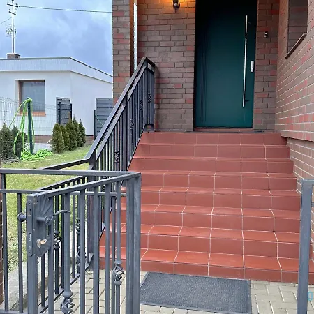 Gdynia Apartment- Tranquil Retreat, 15 Minutes To The Sea & Gdansk Center Apartment *