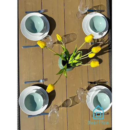 Gdynia Apartment- Tranquil Retreat, 15 Minutes To The Sea & Gdansk Center