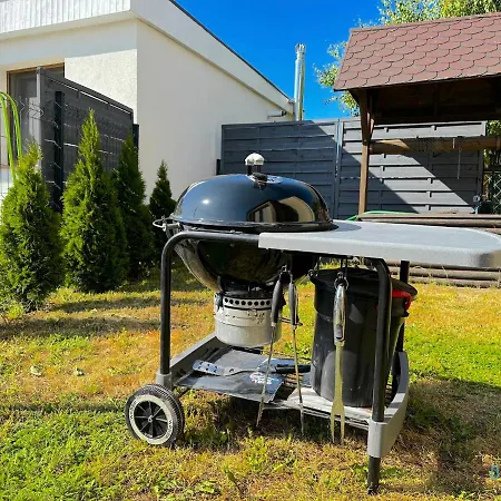 Gdynia Apartment- Tranquil Retreat, 15 Minutes To The Sea & Gdansk Center Apartment *