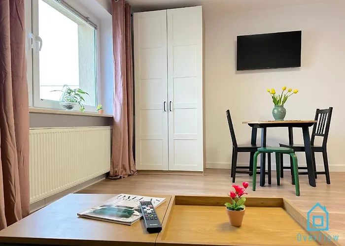 公寓 Gdynia Apartment- Tranquil Retreat, 15 Minutes To The Sea & Gdansk Center