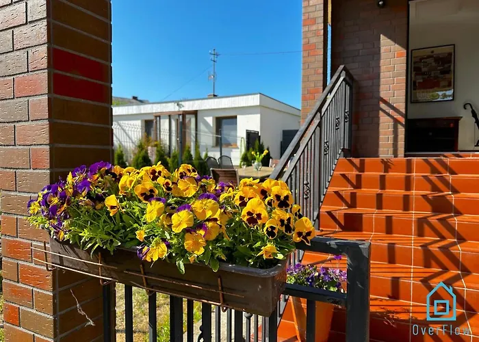 Gdynia Apartment- Tranquil Retreat, 15 Minutes To The Sea & Gdansk Center * Borkowo (Gdansk)