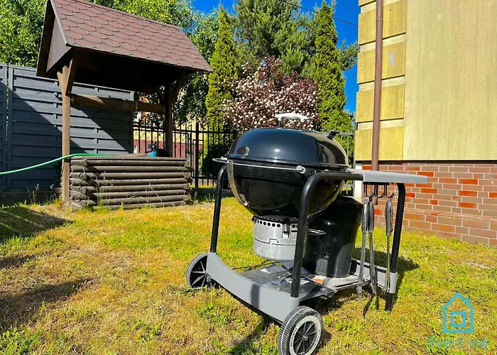 Gdynia Apartment- Tranquil Retreat, 15 Minutes To The Sea & Gdansk Center Borkowo (Gdansk)